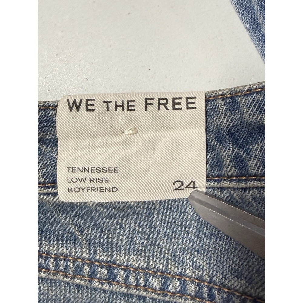 We The Free Tennessee Low Rise Boyfriend Jeans Women's 24 Distressed Free People - Picture 7 of 16